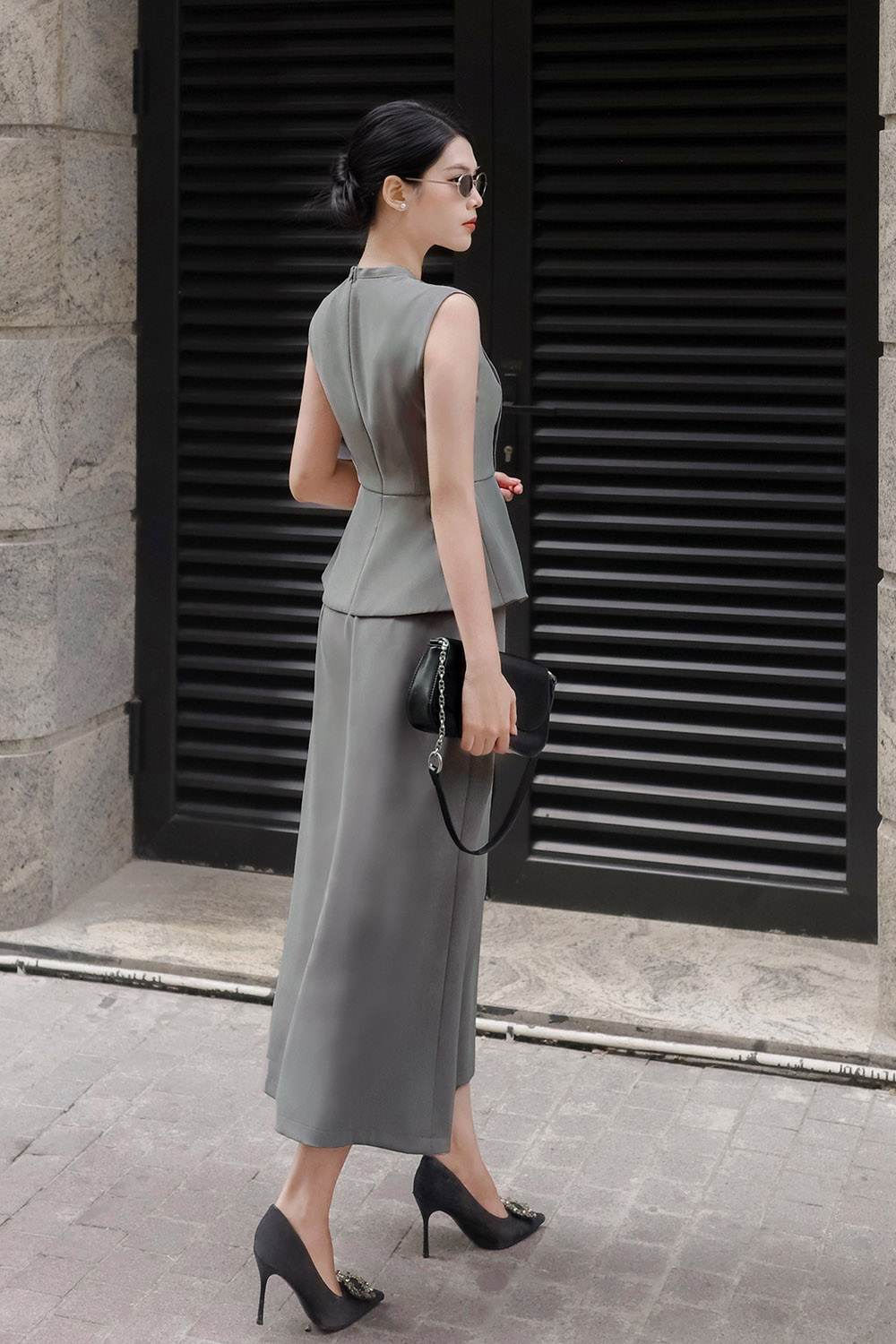 Chân váy chữ A công sở màu xám