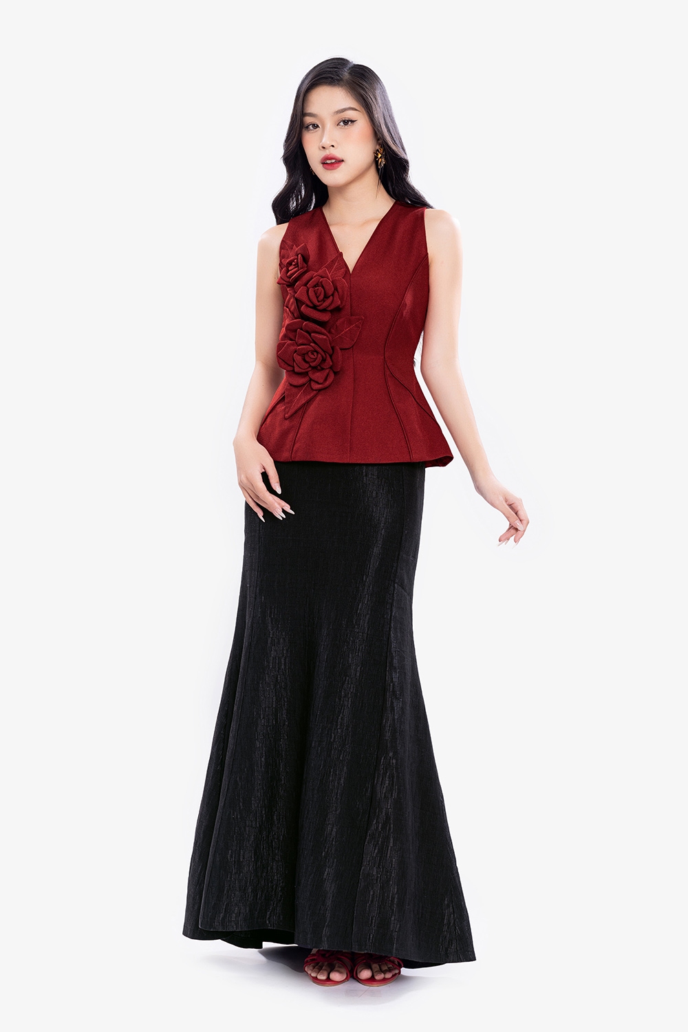 Chân váy đen đuôi cá đi tiệc dáng dài