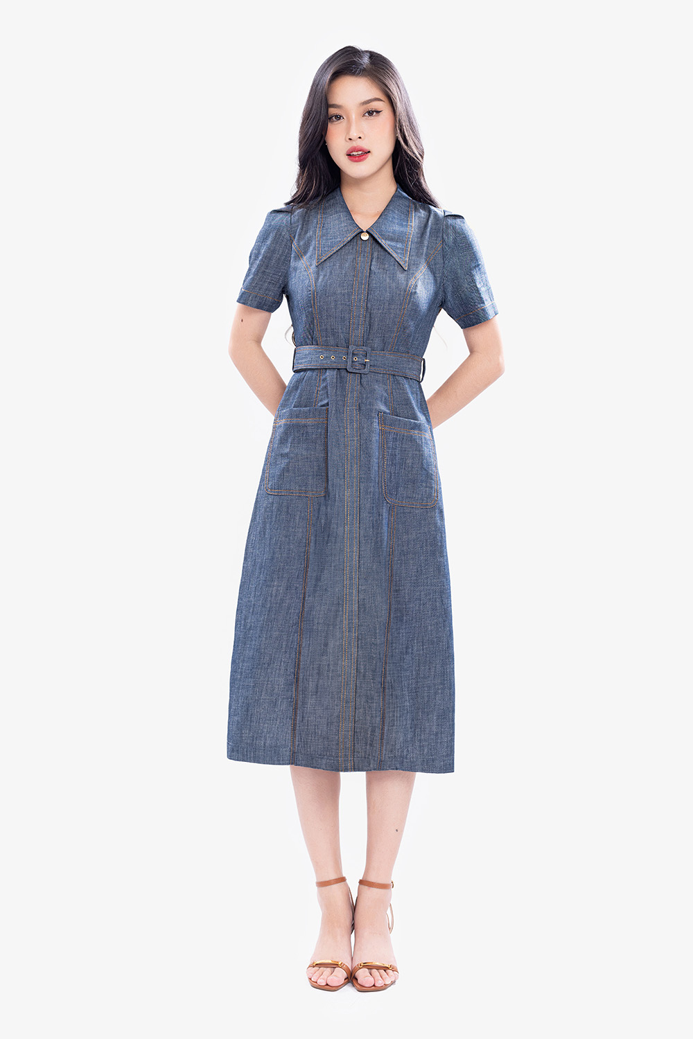 Đầm sơ mi denim dáng xòe kèm belt