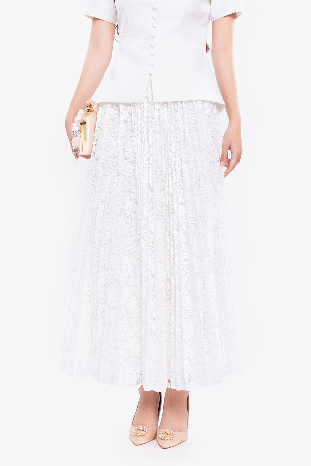 Chân váy ren trắng xếp ly dáng dài