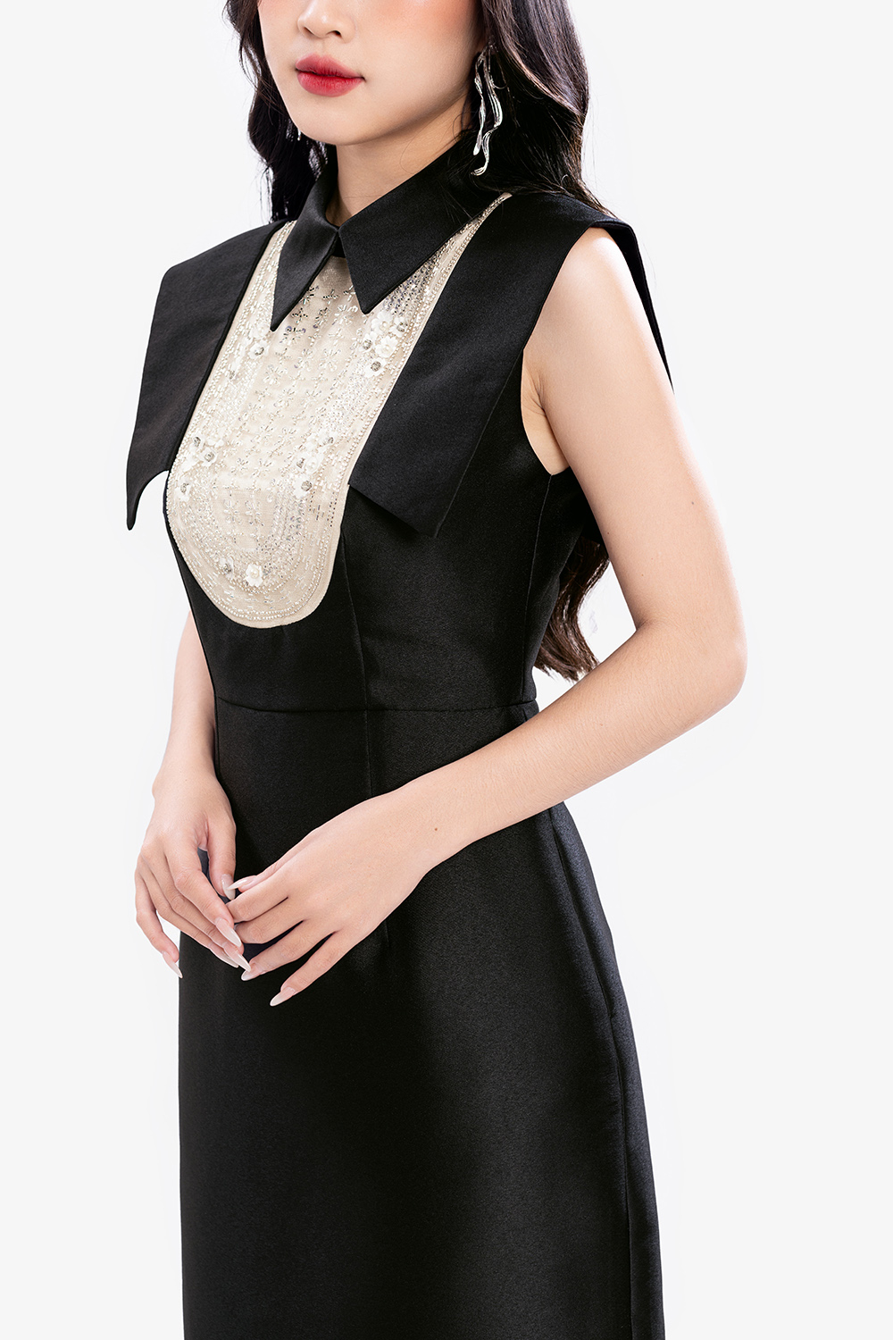 Đầm đen tafta dự tiệc dáng chữ A phối kim sa