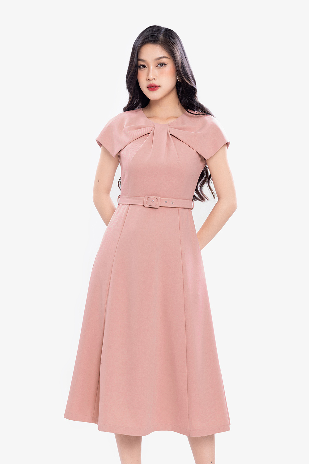Đầm hồng dự tiệc dáng xòe kèm belt