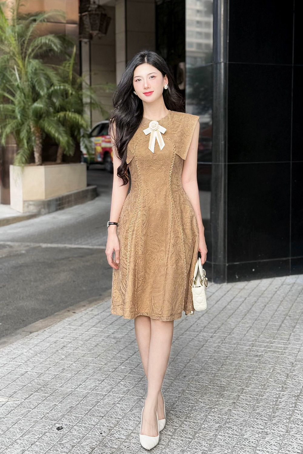 Đầm ren dự tiệc sang trọng dáng xòe