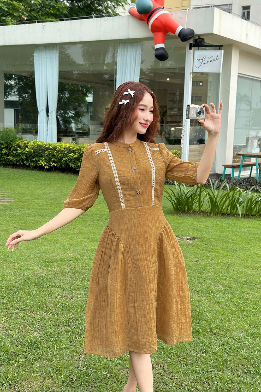 Đầm xòe công sở tay lỡ phối nút