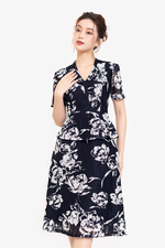 Đầm peplum dáng chữ A họa tiết hoa