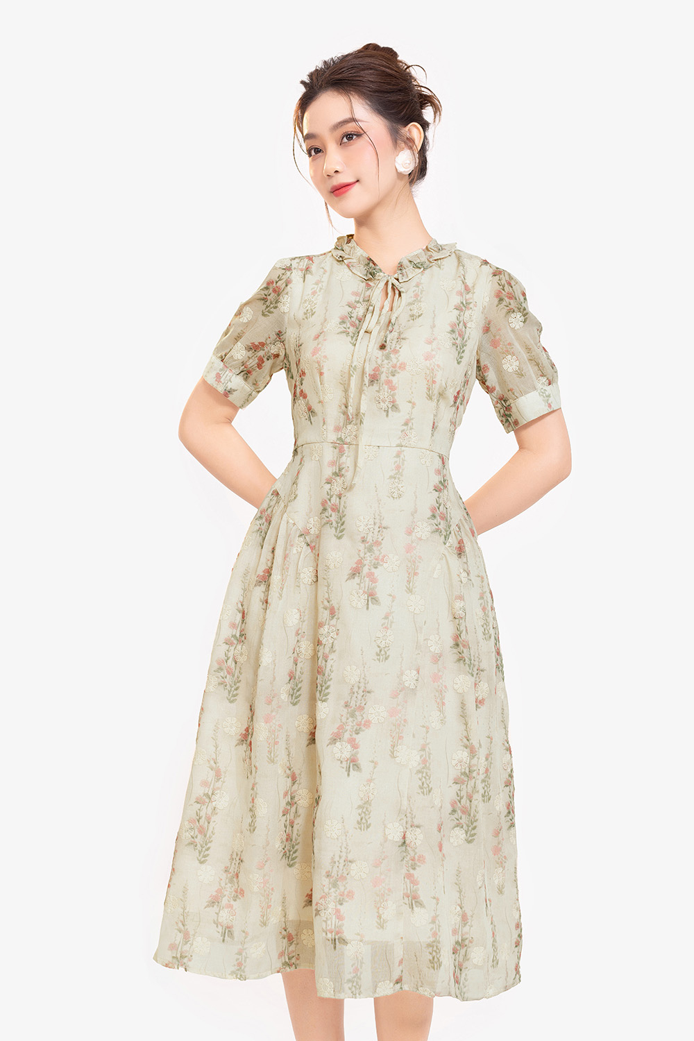 Đầm xòe hoa cổ viền bèo thắt nơ