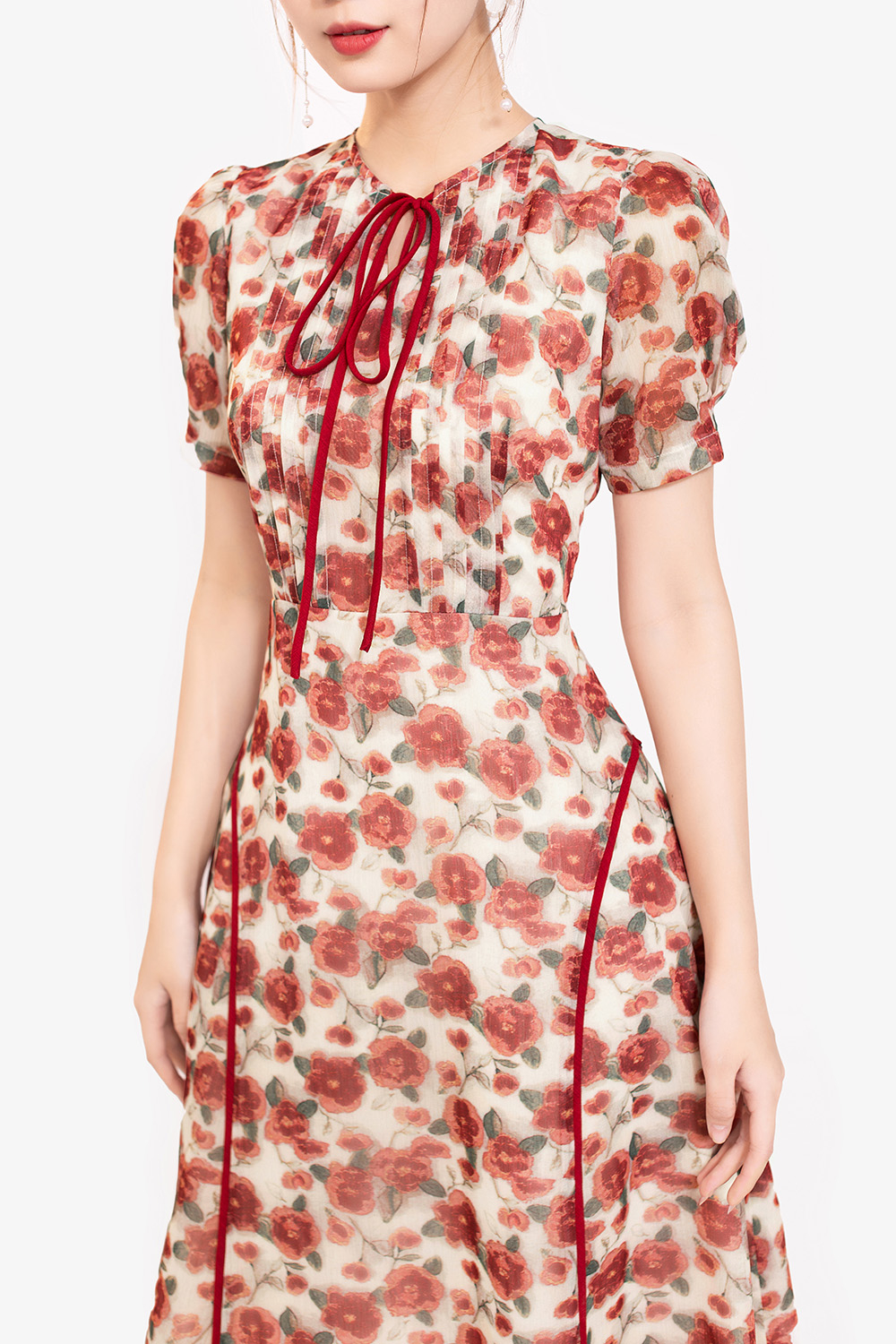 Đầm xòe voan hoa đỏ thắt nơ