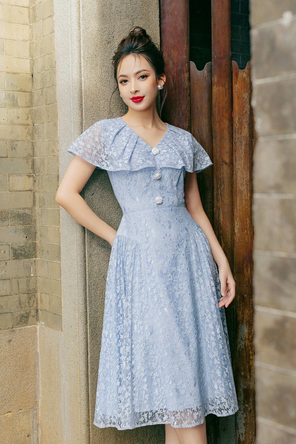 Đầm ren xanh dự tiệc dáng xòe