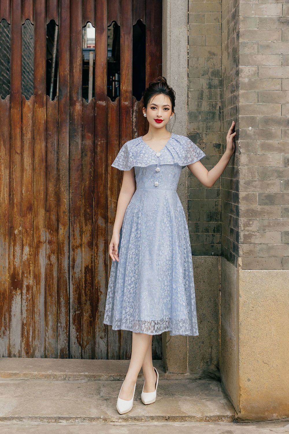 Đầm ren xanh dự tiệc dáng xòe