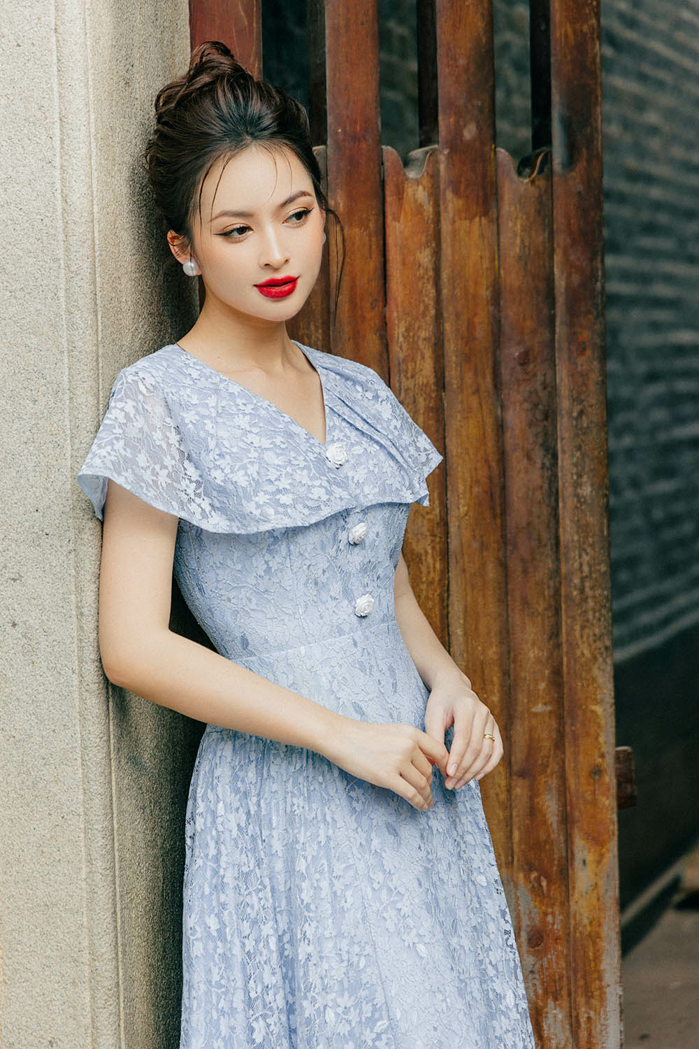 Đầm ren xanh dự tiệc dáng xòe