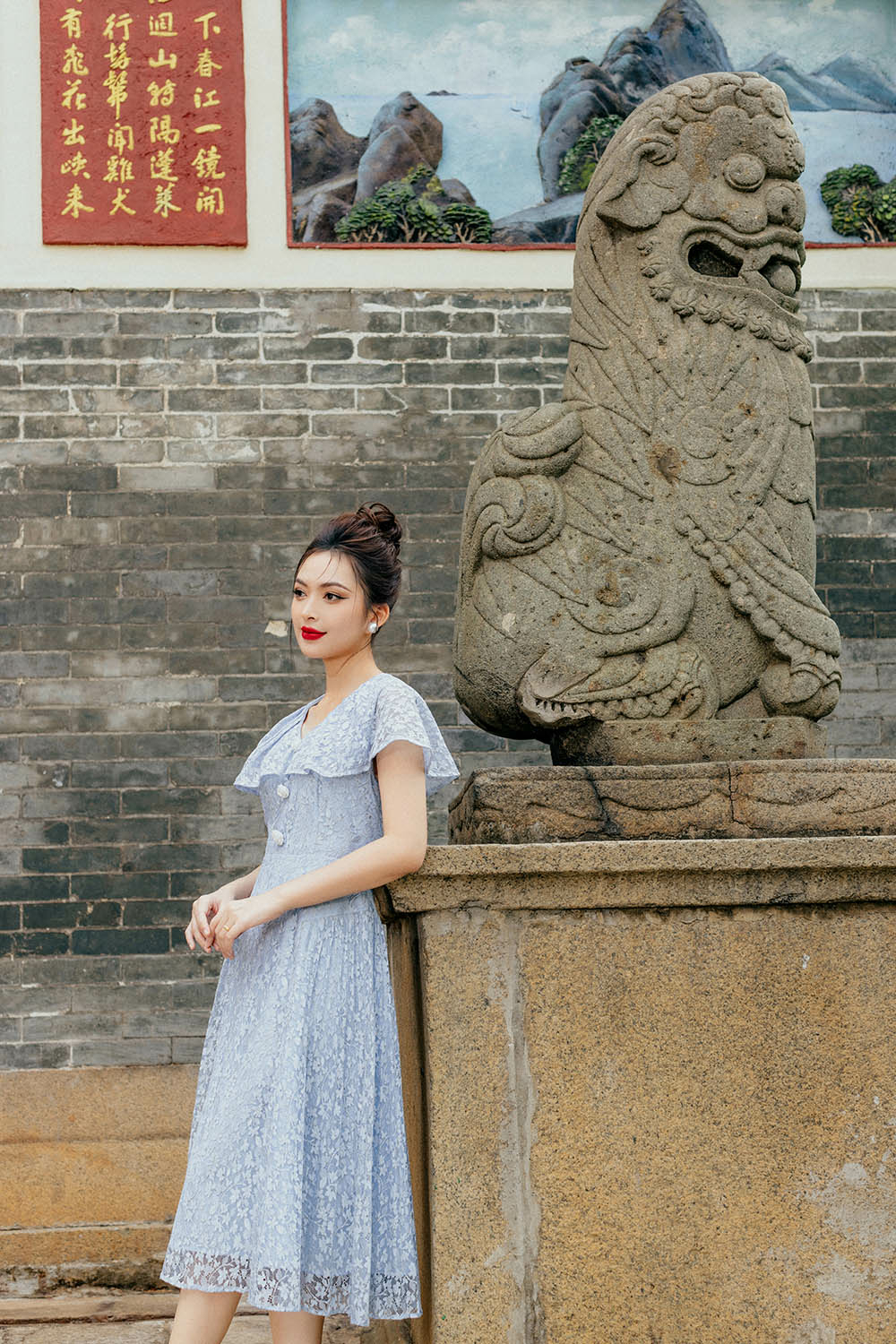 Đầm ren xanh dự tiệc dáng xòe