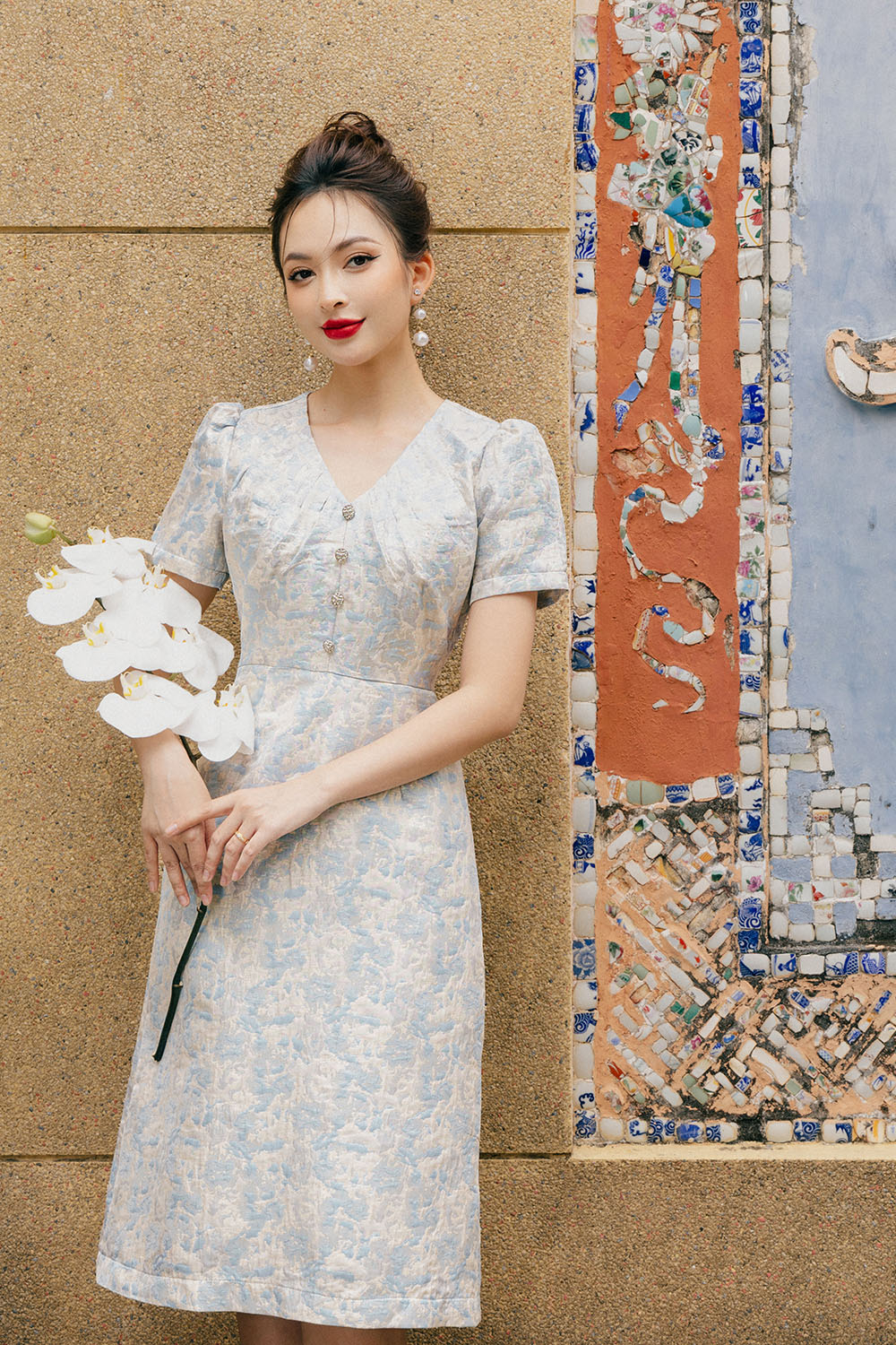 Đầm tafta dự tiệc dáng chữ A cổ V