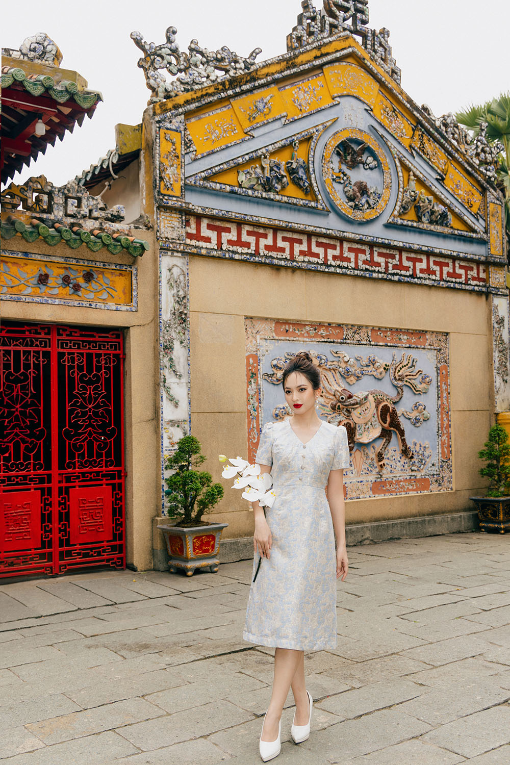 Đầm tafta dự tiệc dáng chữ A cổ V