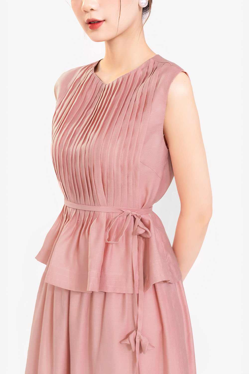 Áo kiểu xếp ly peplum eo thắt nơ