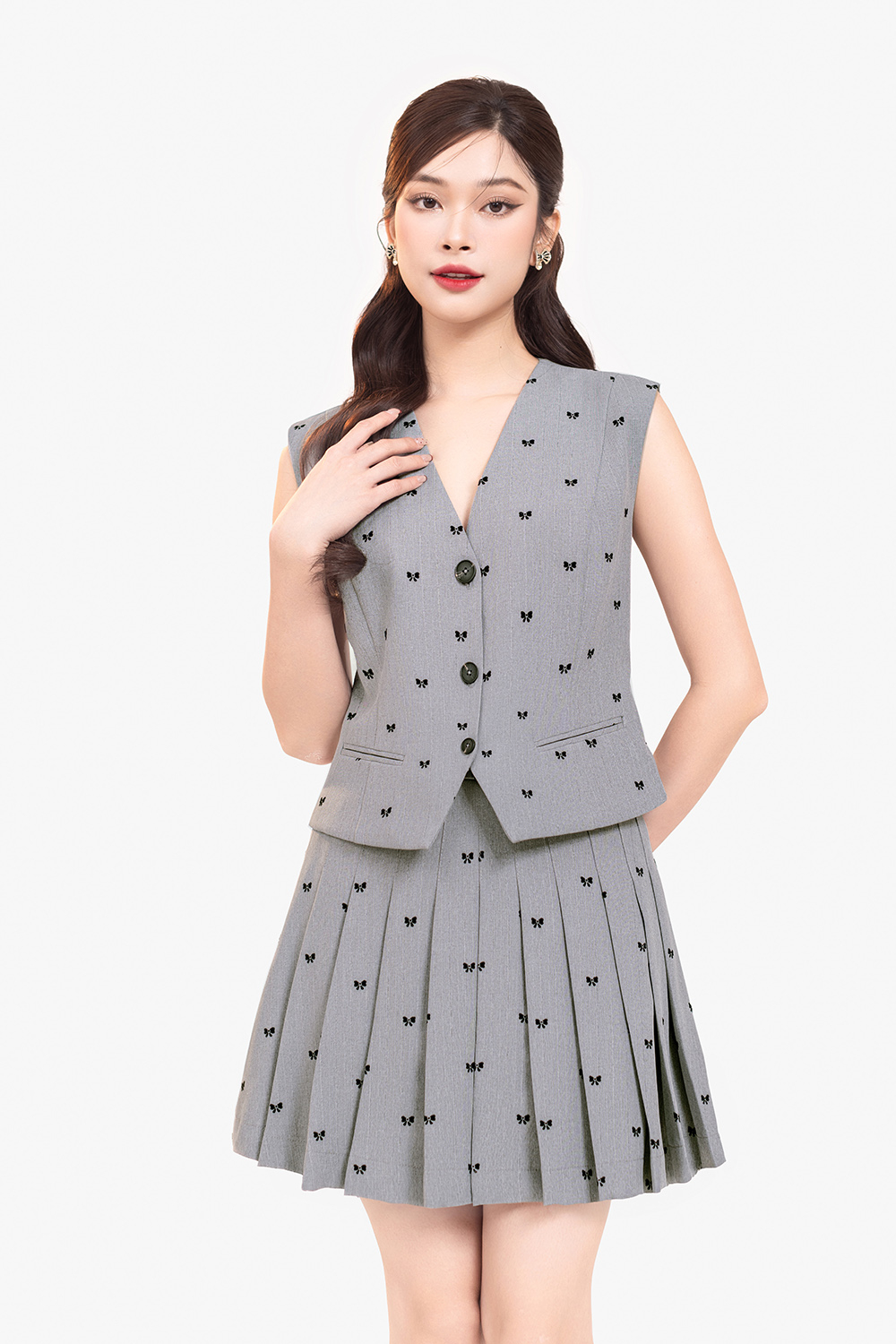 Áo gile nữ màu xám họa tiết nơ