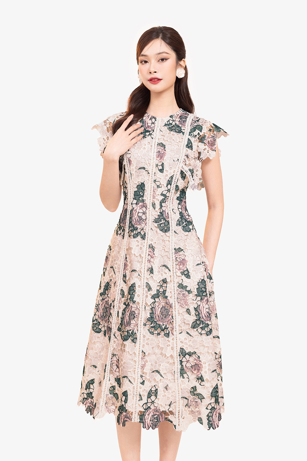 Đầm ren cao cấp dự tiệc dáng xòe