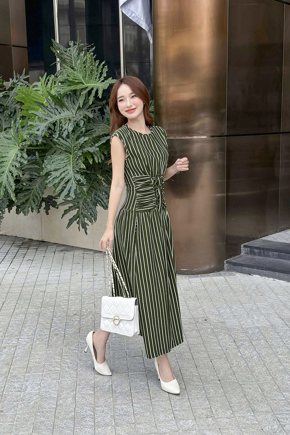 Đầm thun dáng xòe nhấn eo đan dây