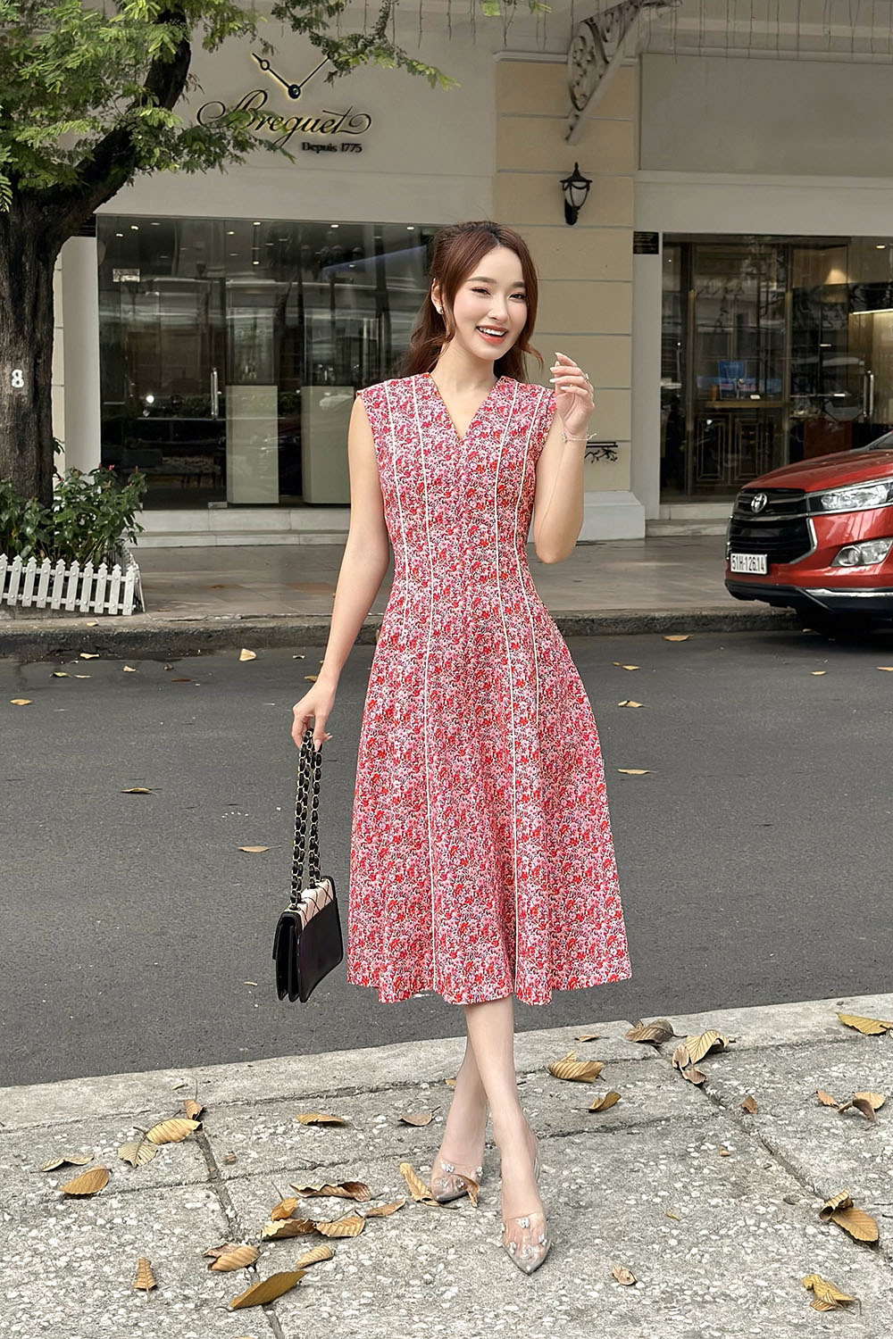 Đầm xòe hồng hoa nhí viền trắng