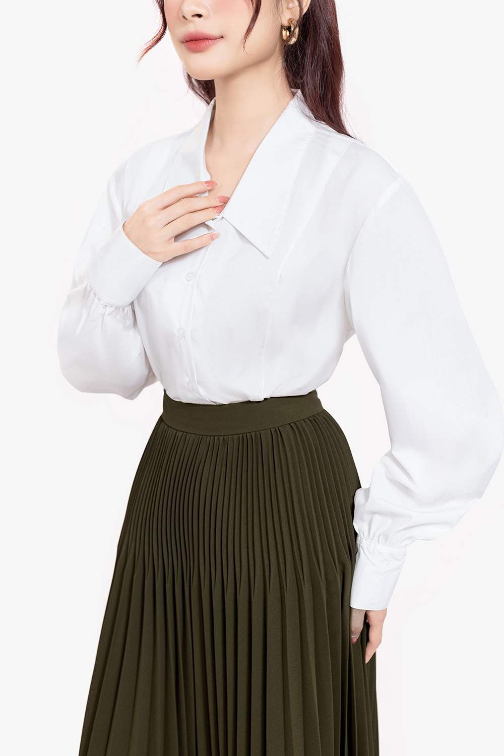 Áo sơ mi nữ màu trắng tay dài