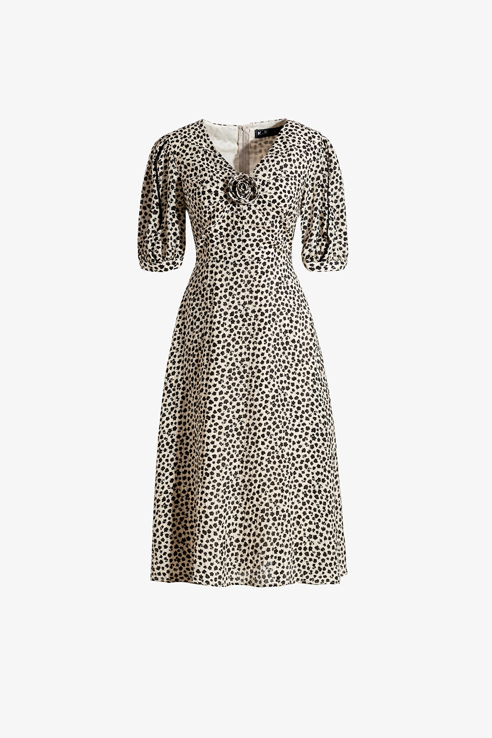 Đầm xòe chữ A hoa nhí cổ V đính hoa