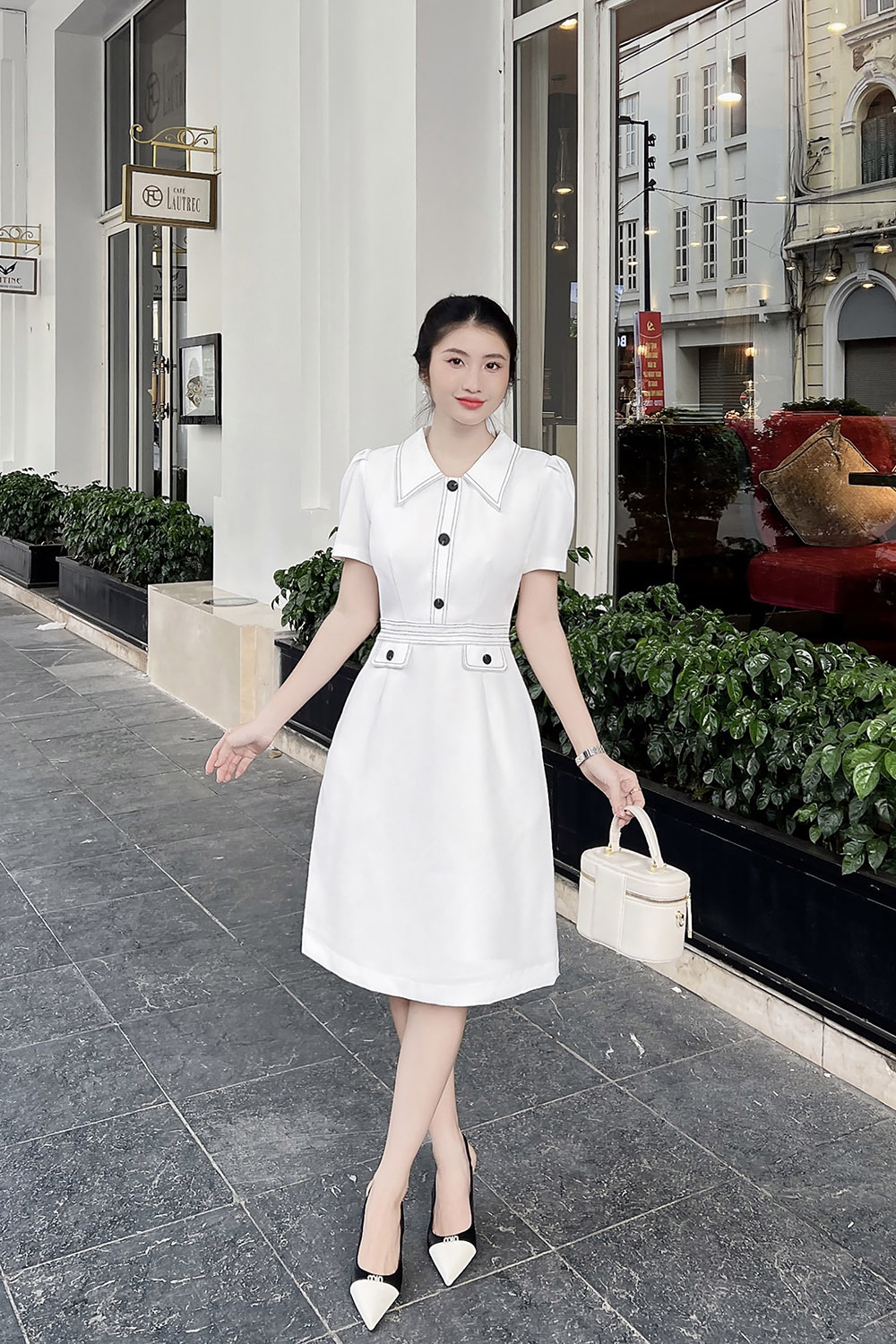 Đầm trắng công sở dáng chữ A tay ngắn