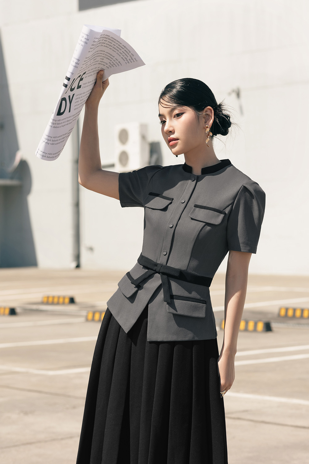 Áo kiểu công sở nữ phối đen