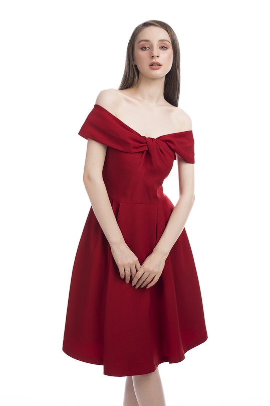 Đầm đi dự tiệc dáng xòe