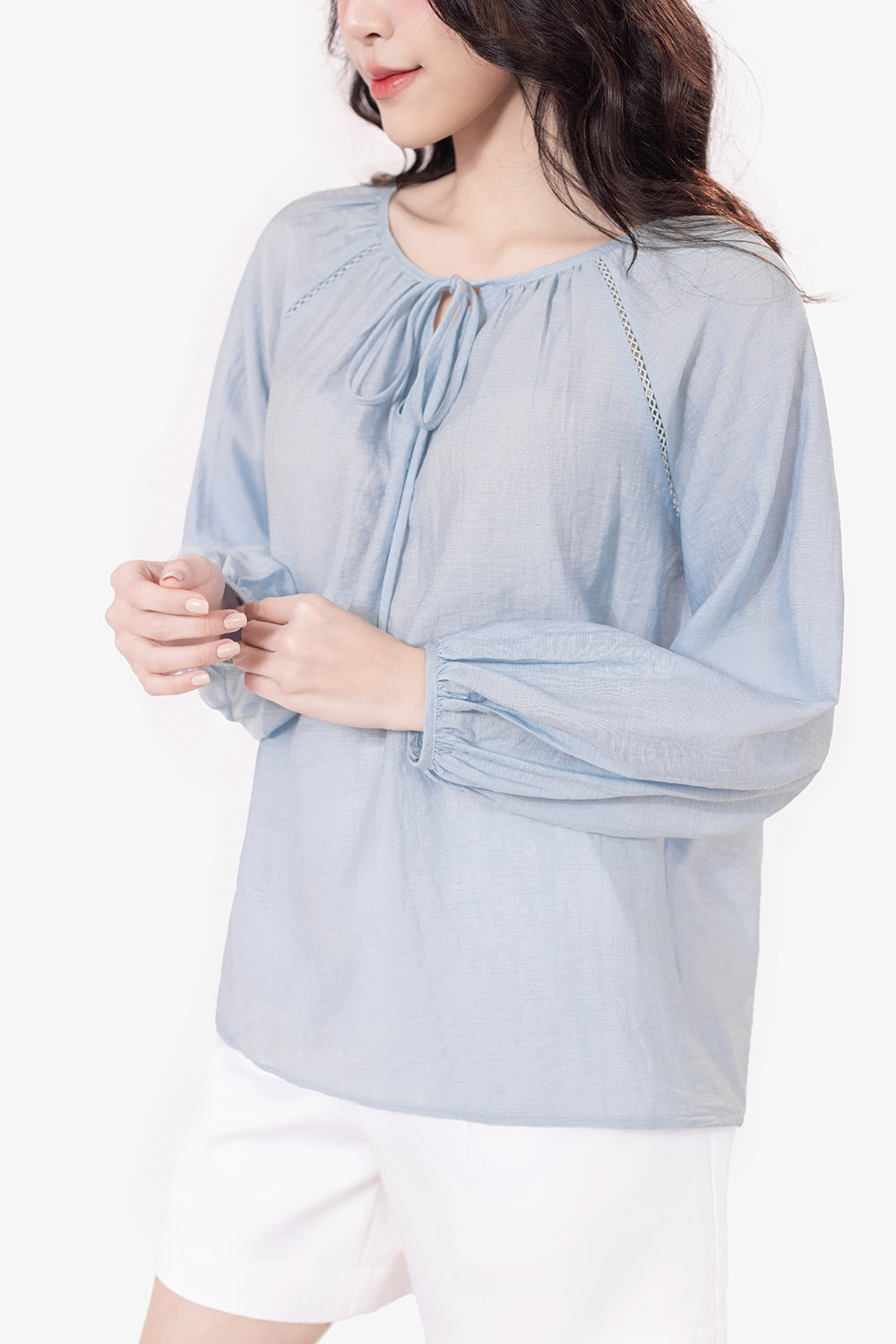 Áo kiểu tay dài cổ phối nơ