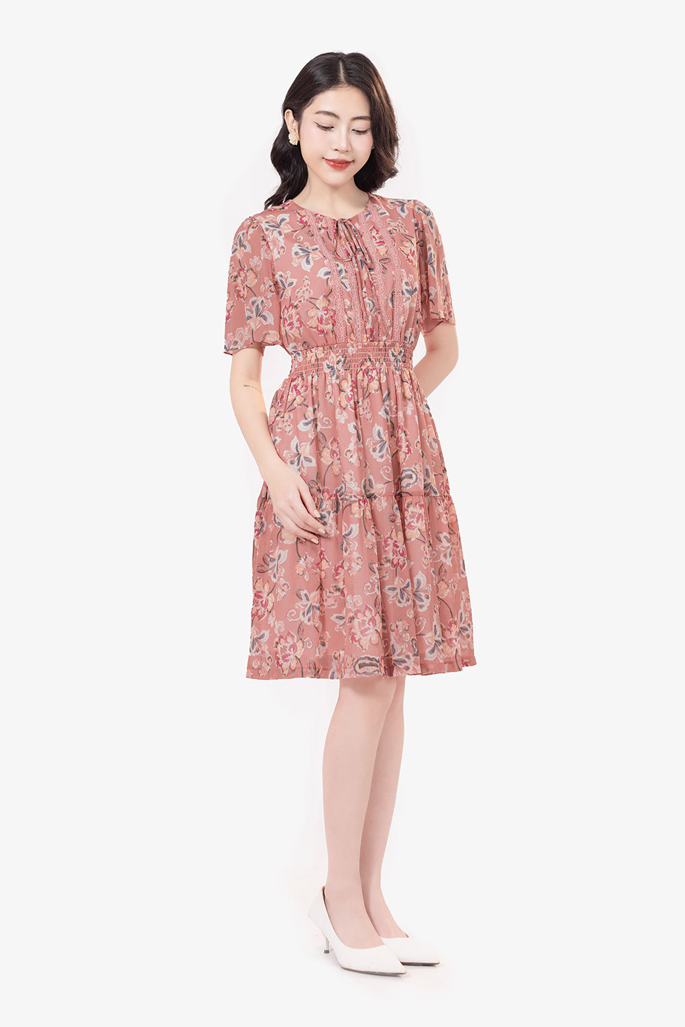 Đầm hoa xòe tay lửng eo bo chun