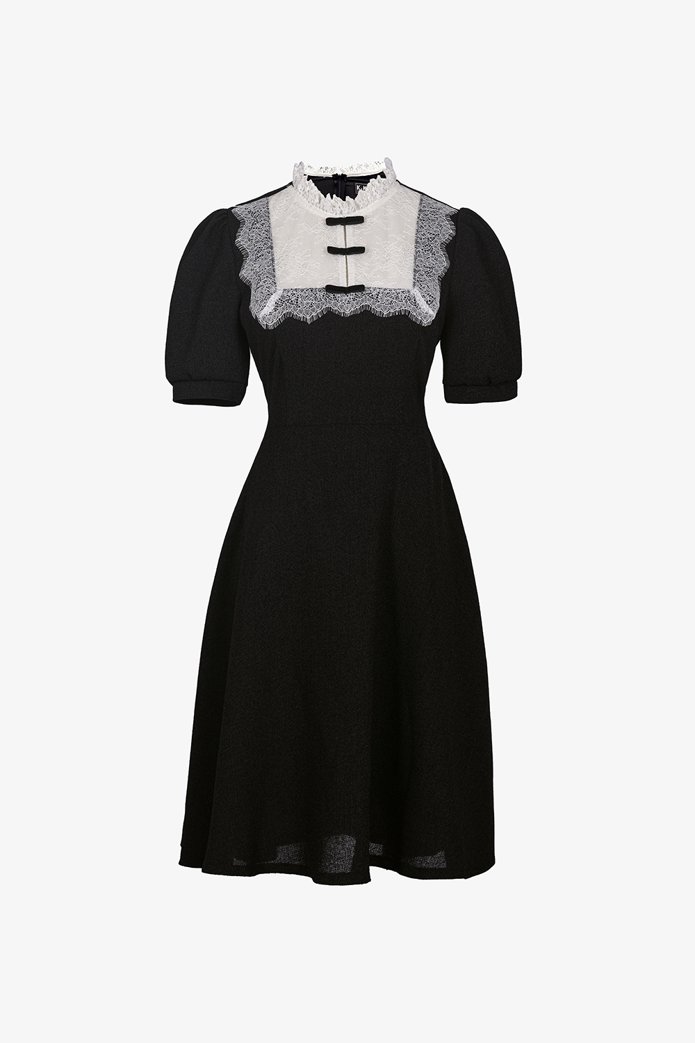 Đầm đen công sở dáng xòe phối ren trắng