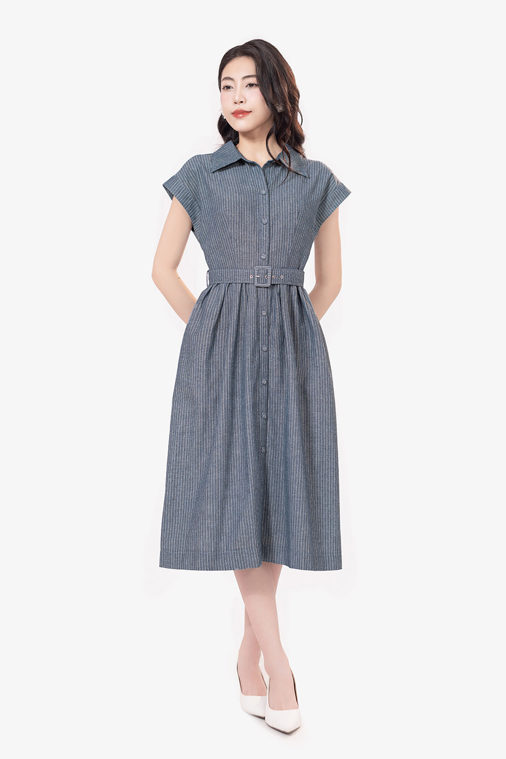 Đầm sơ mi xanh dáng xòe họa tiết kẻ sọc