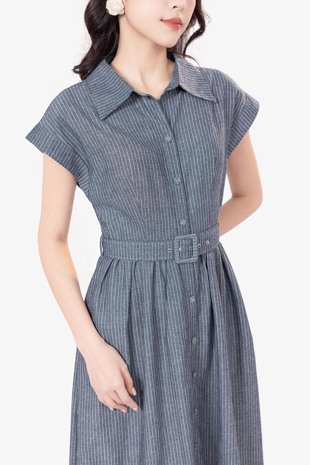 Đầm sơ mi xanh dáng xòe họa tiết kẻ sọc