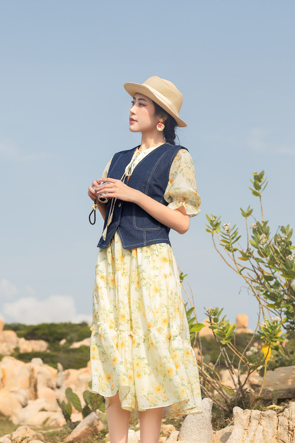 Áo gile denim nữ phối viền