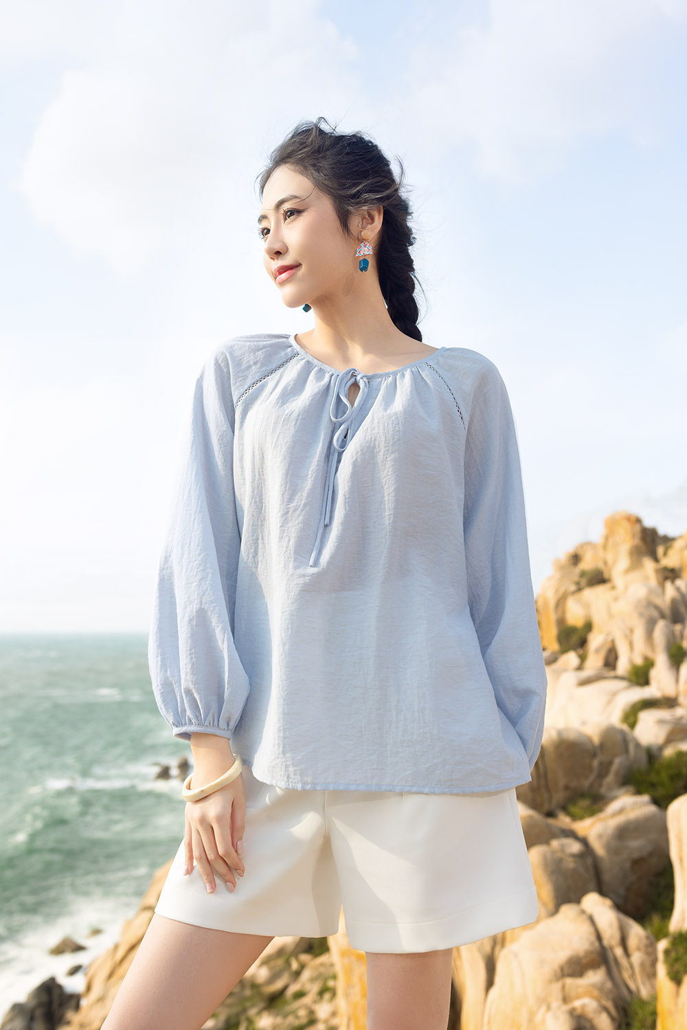 Áo kiểu tay dài cổ phối nơ