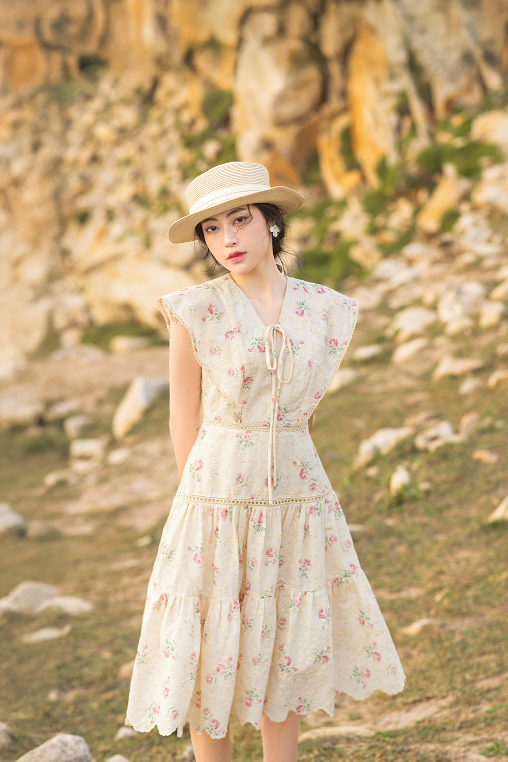 Đầm hoa dáng xòe viền đăng ten HL30-24