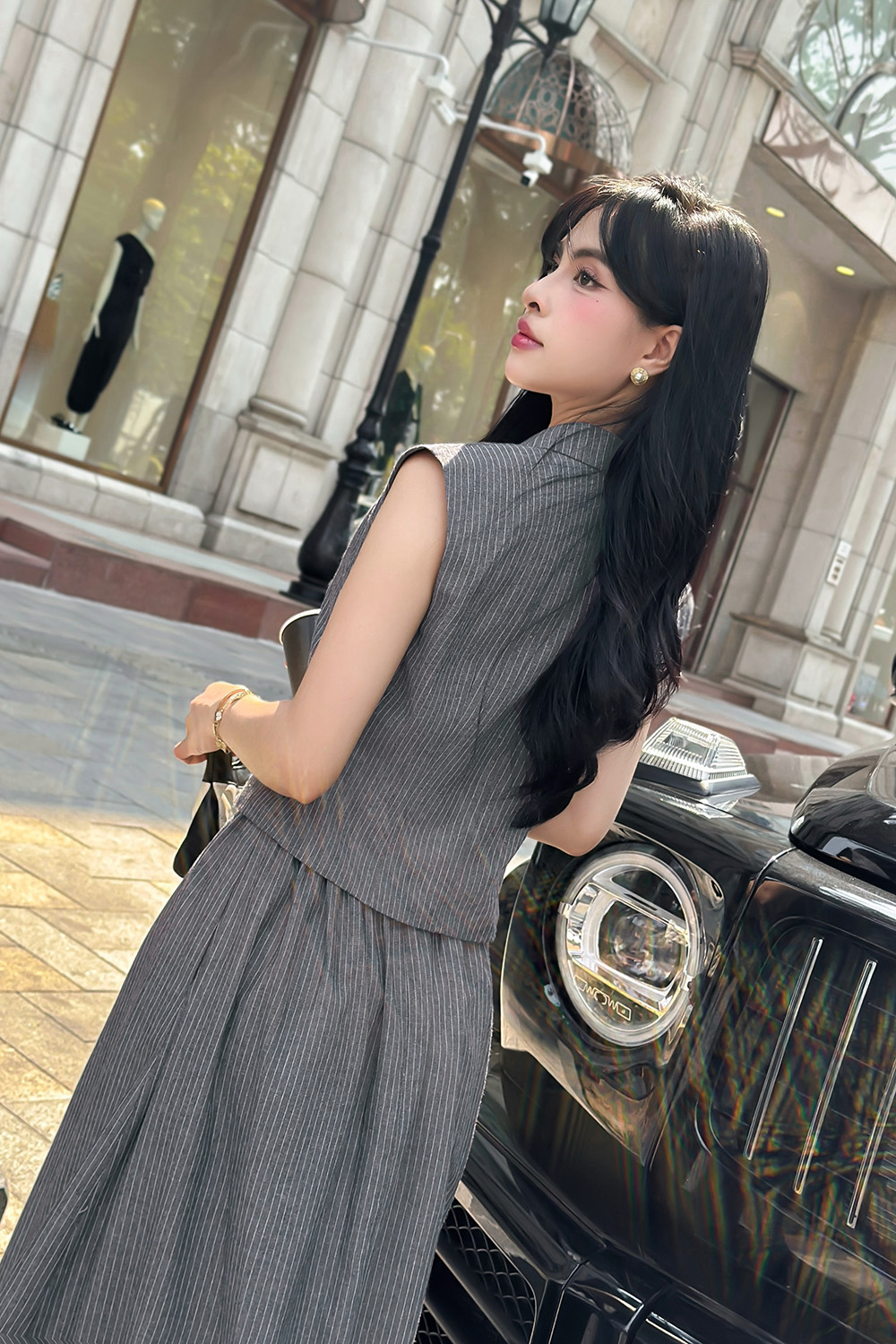 Áo gile công sở kẻ sọc màu xám