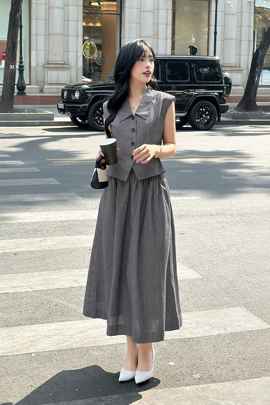 Chân váy linen dáng xòe họa tiết kẻ sọc dành cho người mập