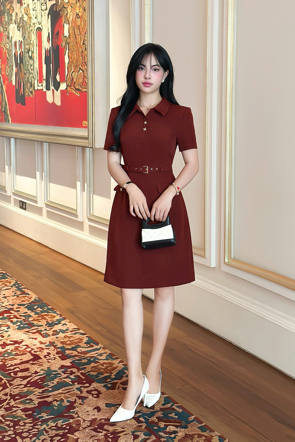 Đầm đỏ dáng chữ A kèm thắt lưng