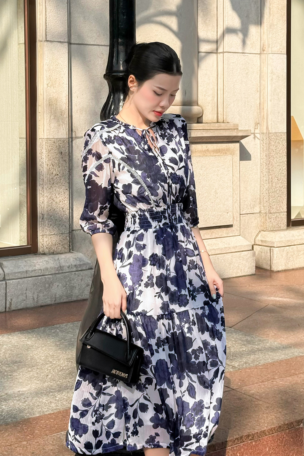 Đầm họa tiết dáng xòe đuôi cá tay lỡ