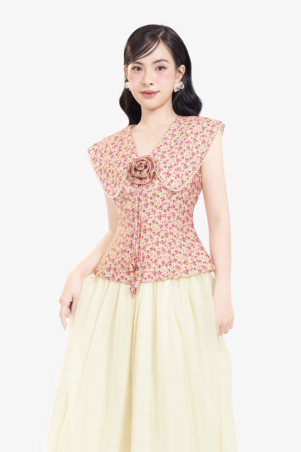 Áo kiểu hoa nhí nữ cổ đính hoa