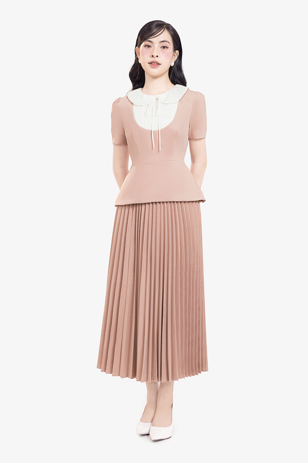 Chân váy xòe dài xếp ly màu hồng