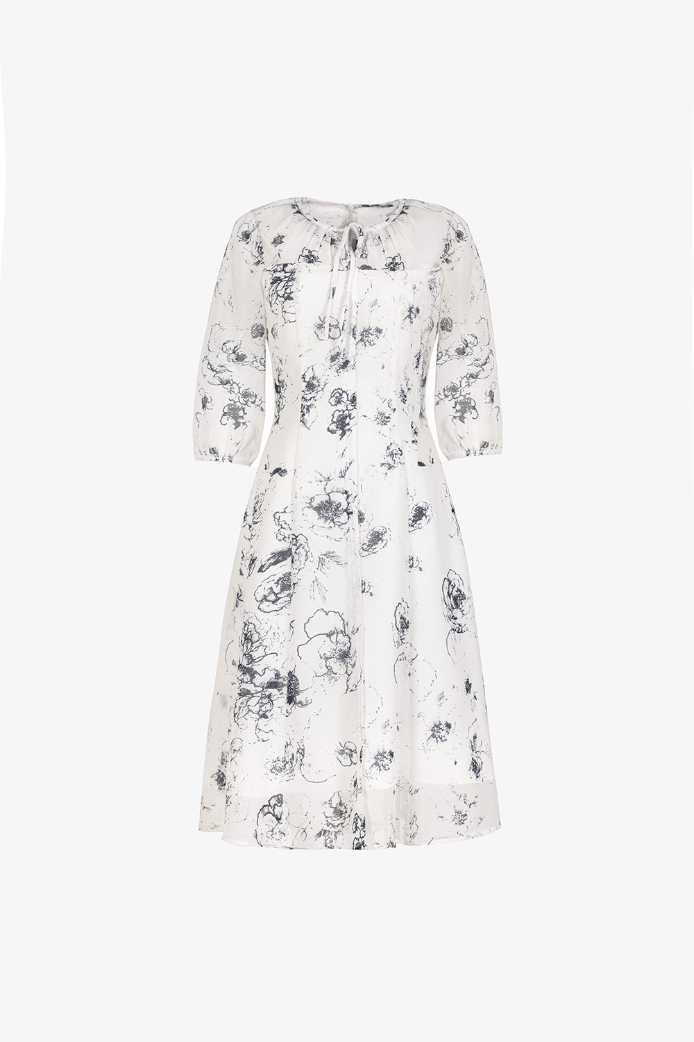 Đầm voan trắng dáng A xòe cổ phối nơ