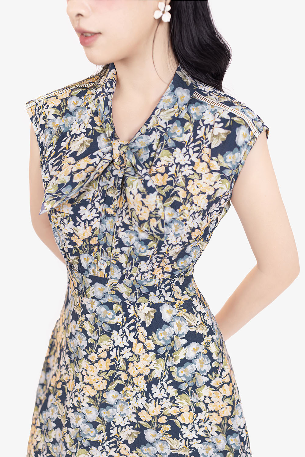 Đầm hoa nhí nhiều màu dáng xòe dài