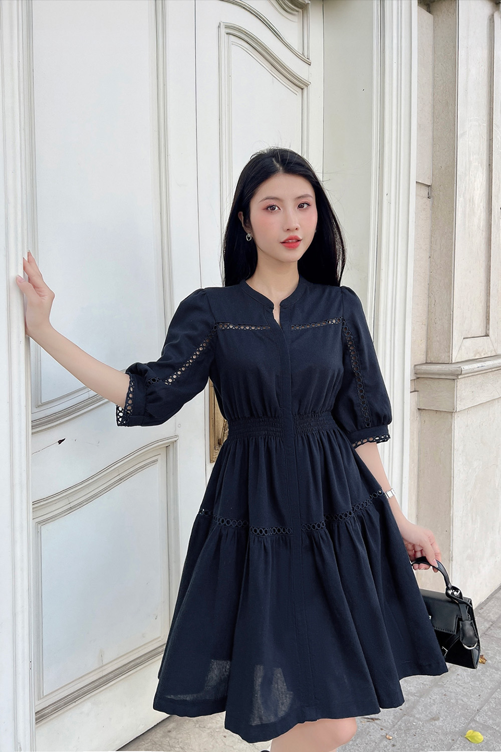 Đầm xòe viền đăng ten eo bo chun