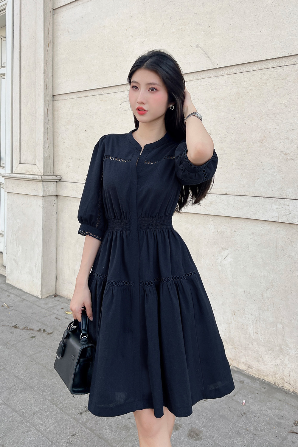 Đầm xòe viền đăng ten eo bo chun