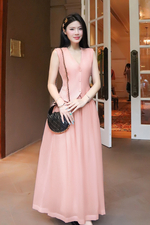 Chân váy xòe dáng dài màu hồng