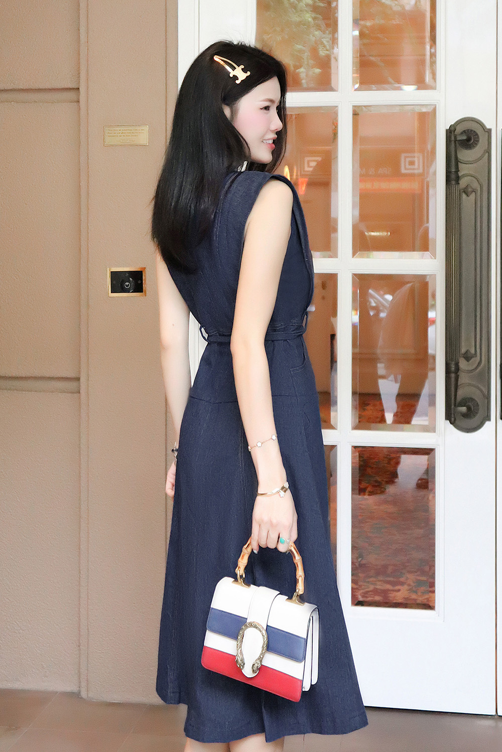 Đầm denim dáng chữ A phối thắt eo