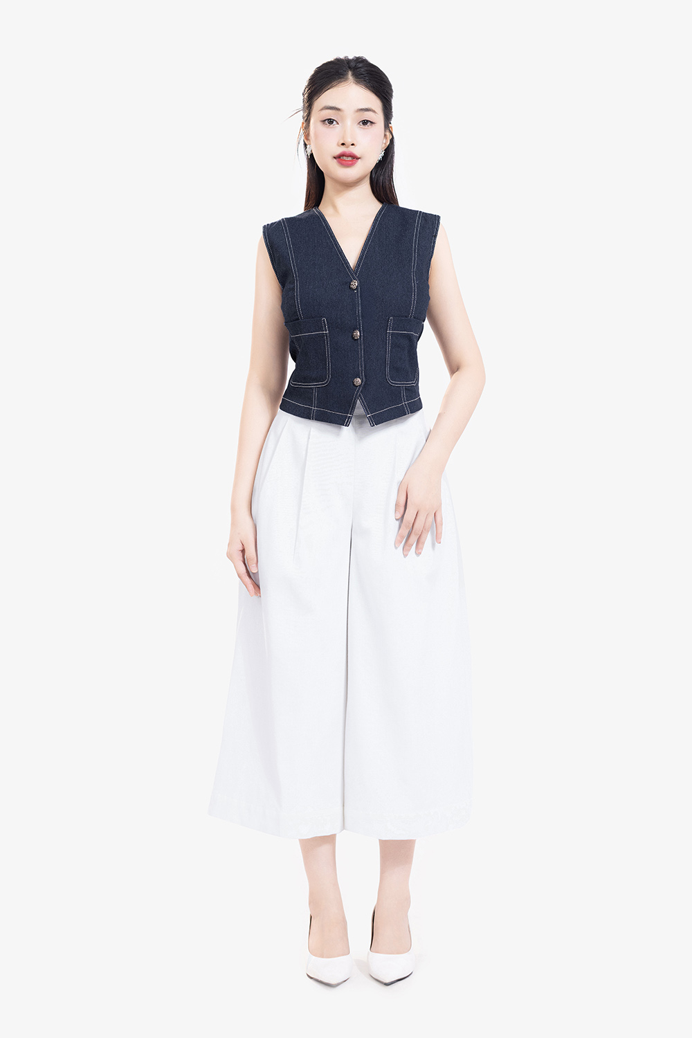 Quần suông trắng linen ống rộng dáng lửng