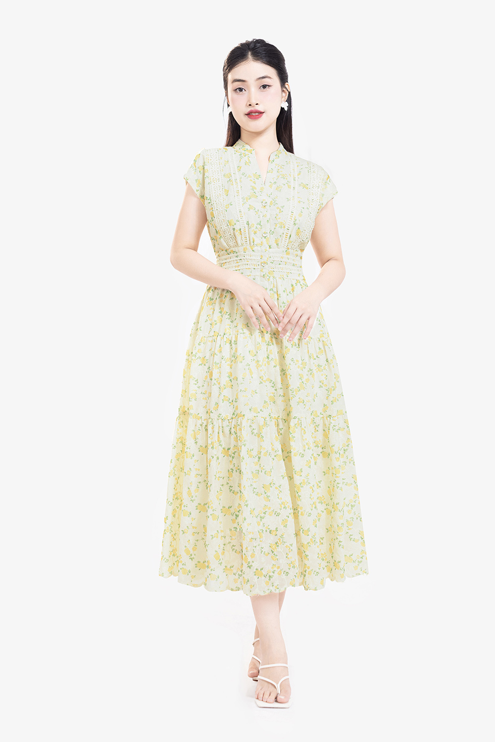 Đầm xô ren thêu dáng dài hoa vàng