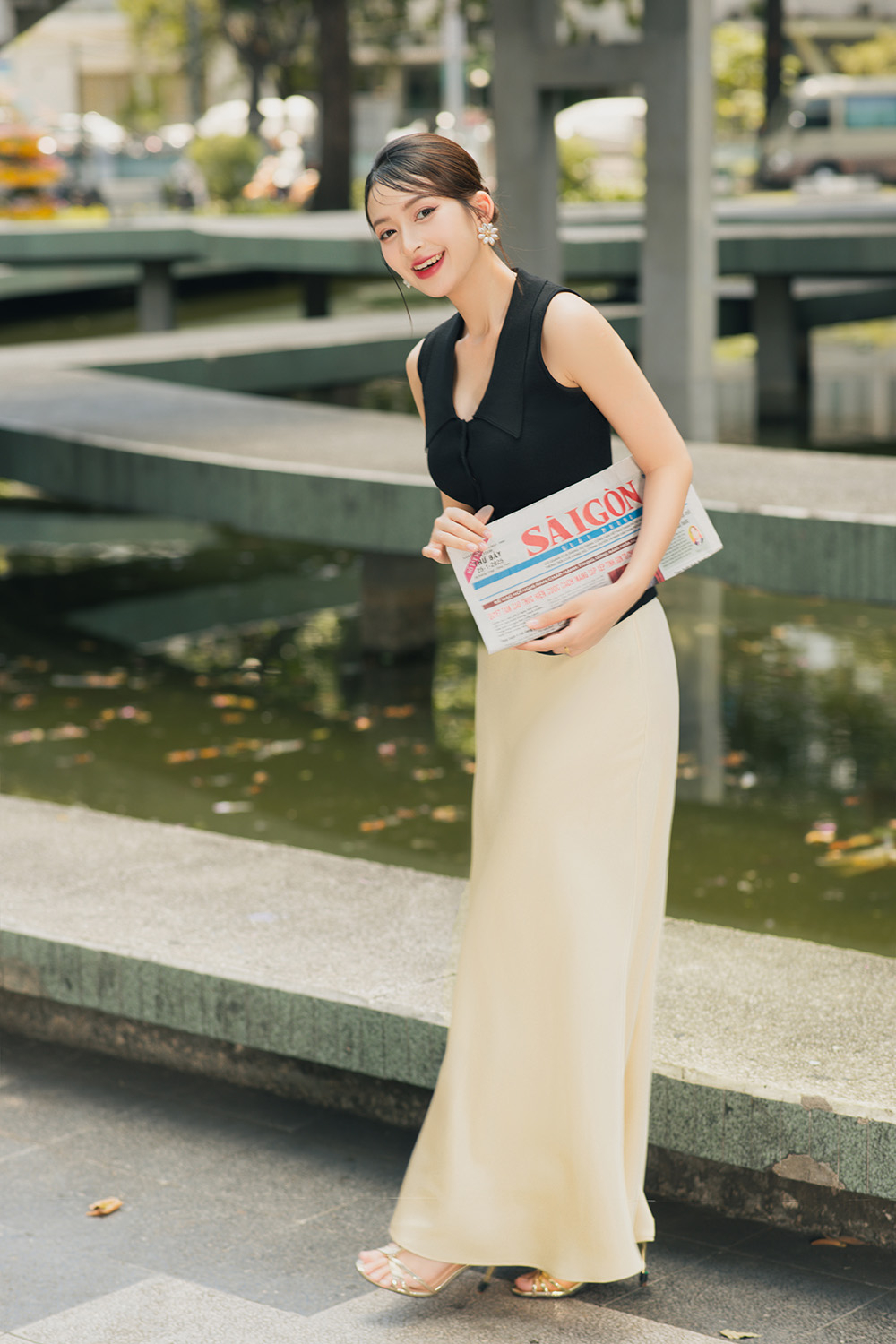 Da ngăm mặc màu gì